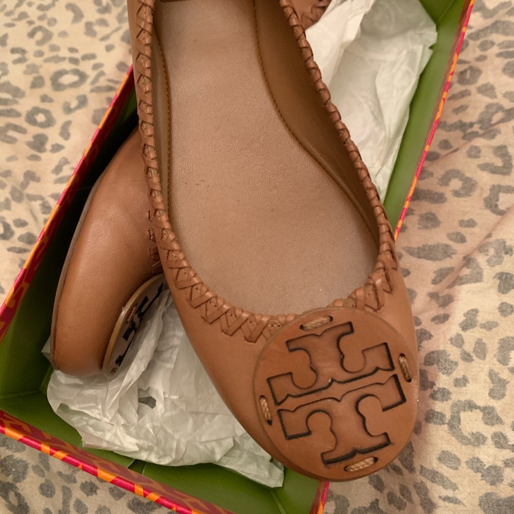 Tory Burch Brown Leather Flat